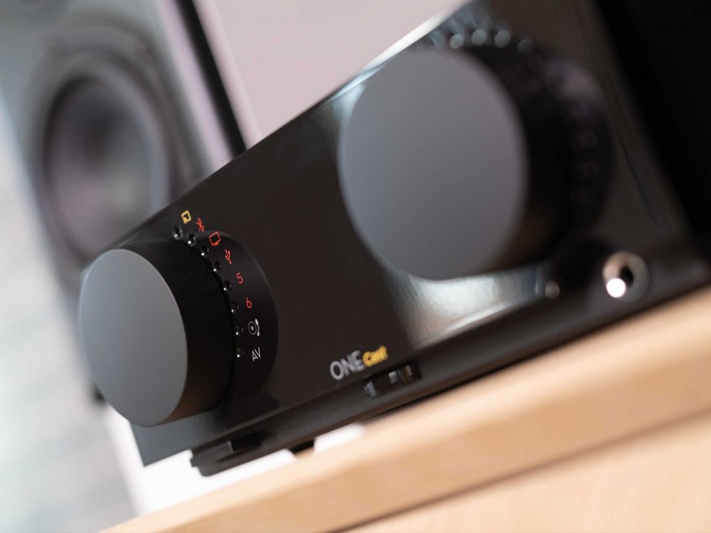CYRUS ONE CAST ALL IN ONE NETWORKING HIFI STEREO AMPLIFIER CYRUS