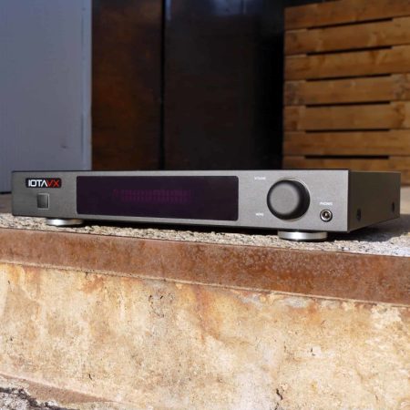 IOTA VX Integrated Stereo Amplifiers